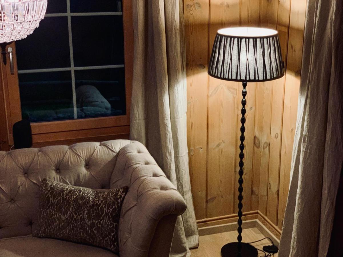 Casa Pasch - Boutique Bed And Breakfast In Cumpadials Sumvitg Exteriör bild