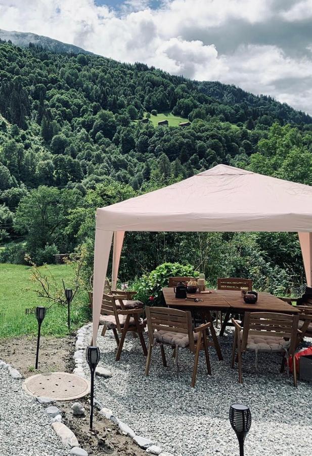 Casa Pasch - Boutique Bed And Breakfast In Cumpadials Sumvitg Exteriör bild
