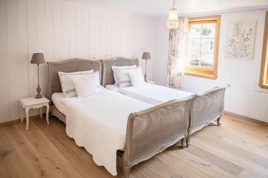 Casa Pasch - Boutique Bed And Breakfast In Cumpadials Sumvitg Exteriör bild