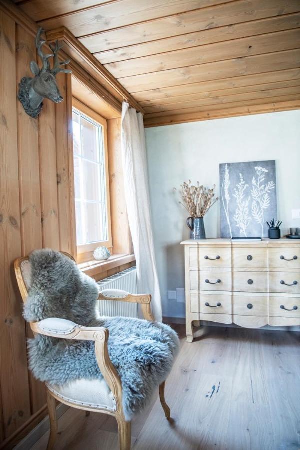 Casa Pasch - Boutique Bed And Breakfast In Cumpadials Sumvitg Exteriör bild